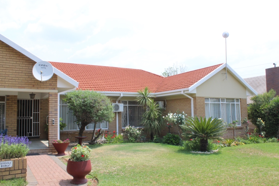 4 Bedroom Property for Sale in Parys Free State